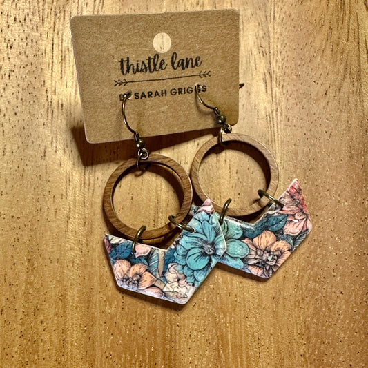 Floral V on Wood Circle Dangle
